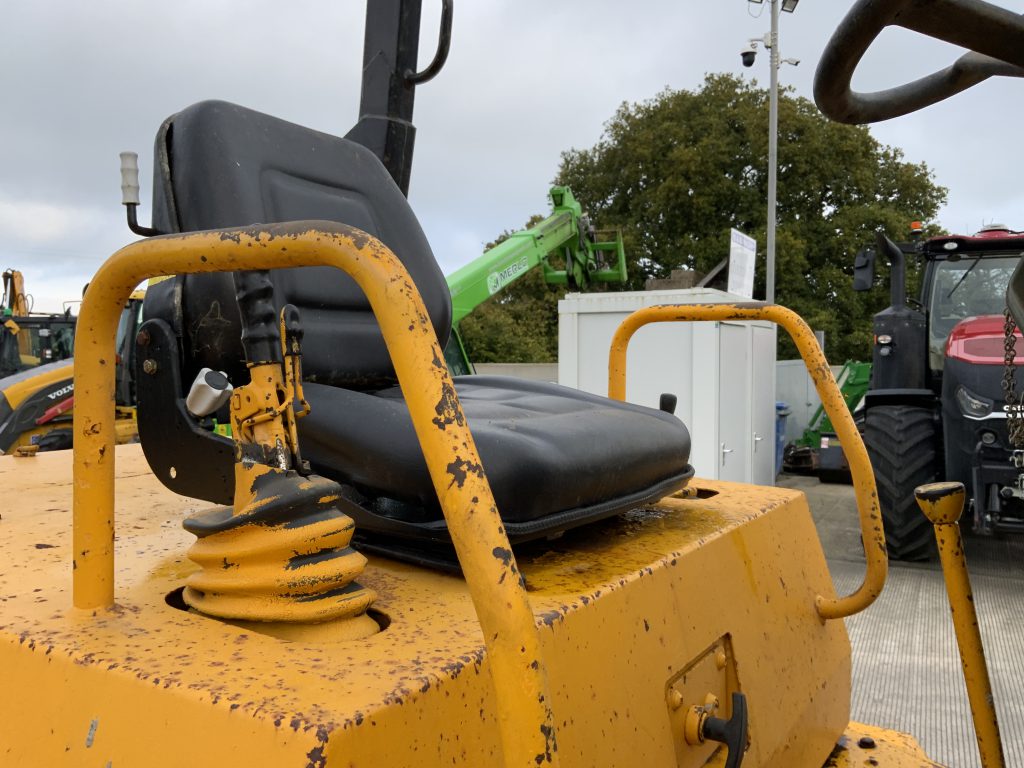 Thwaites 9 Tonne Straight Tip Dumper (ST24507)