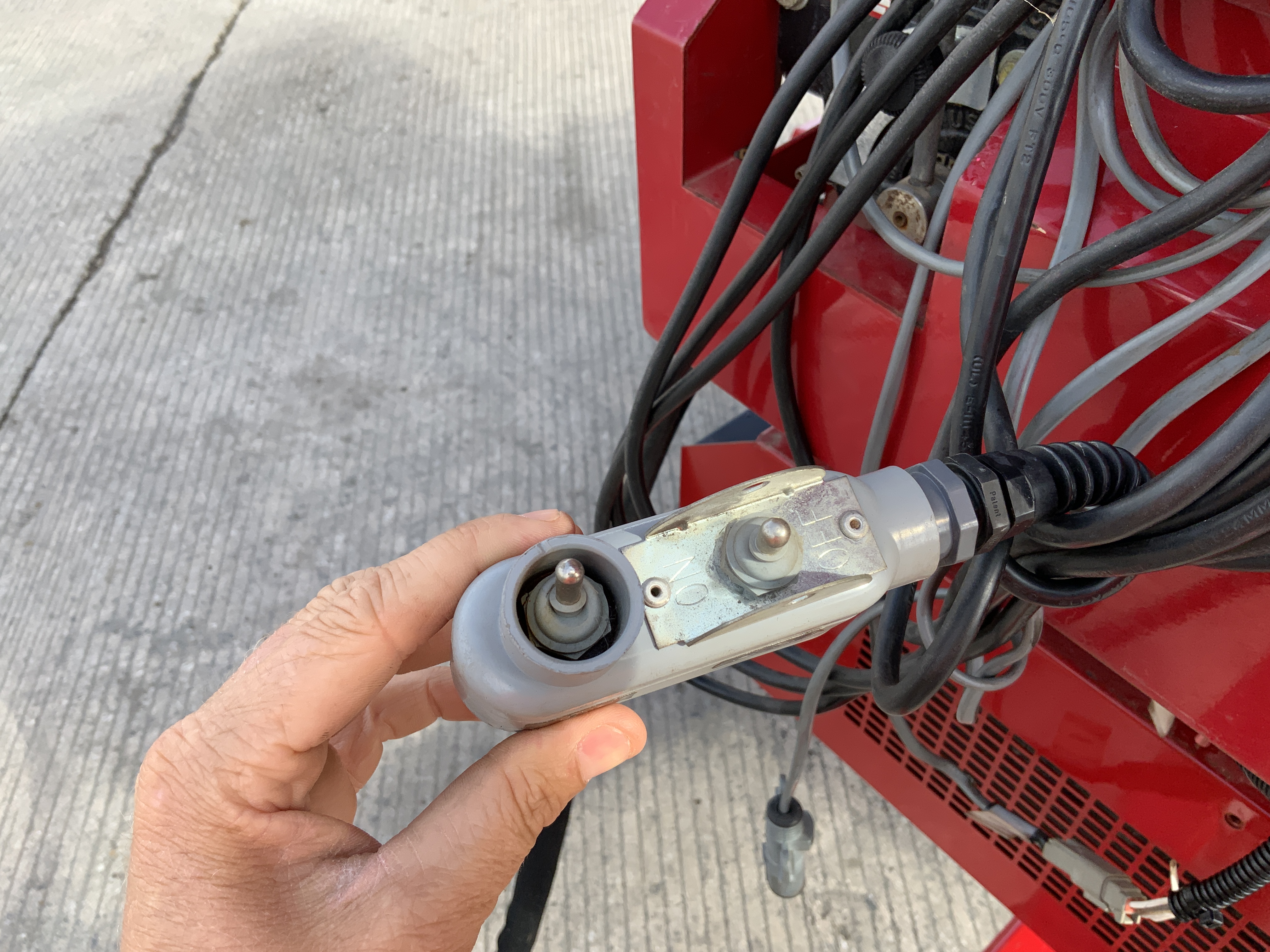 Toro Pro Pass 200 Top Dresser Toro Pro Pass 200 Top Dresser