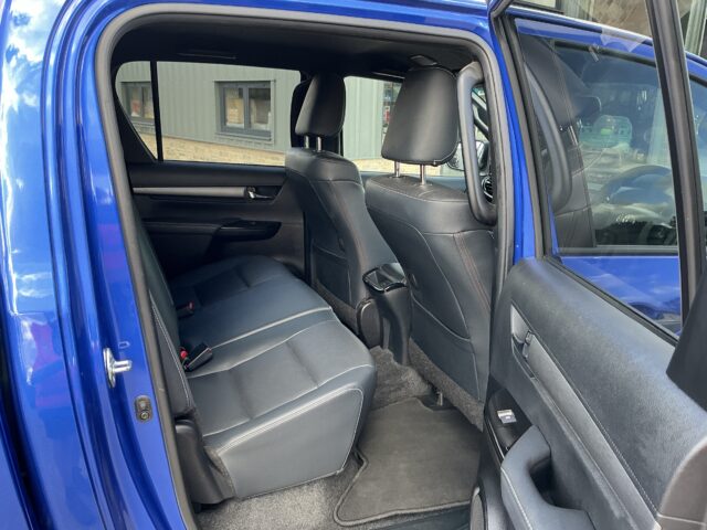 Toyota Hilux Invincible X (ST24426)