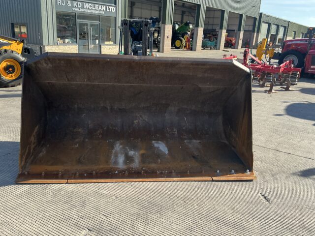 Ulrich 9,8 Loading Shovel Bucket (ST24612)