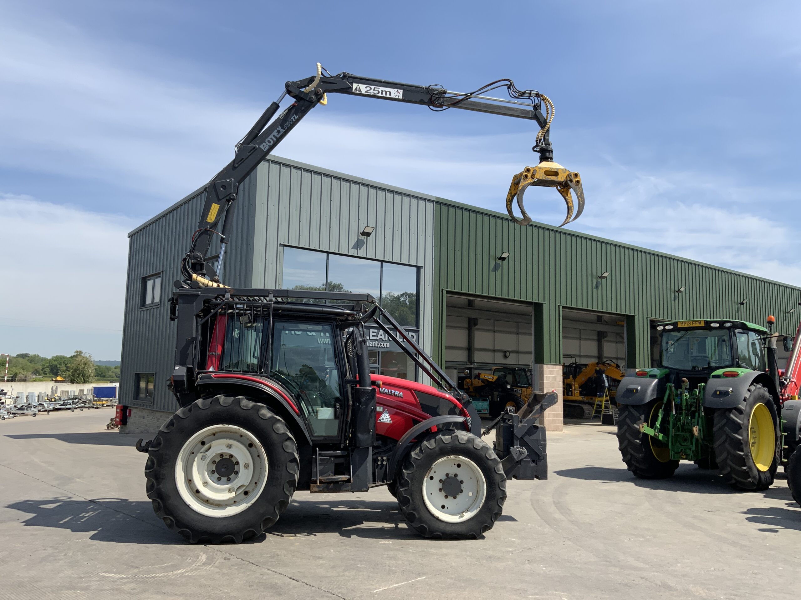 valtra-n123-hi-tech-tractor-with-roof-mounted-botex-560tl-crane-st23285-img-5172
