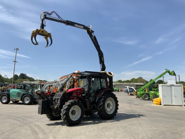 Valtra N123 Hi Tech Tractor With Roof Mounted Botex 560TL Crane (ST23285)