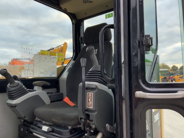 CAT 308 E2 CR Digger