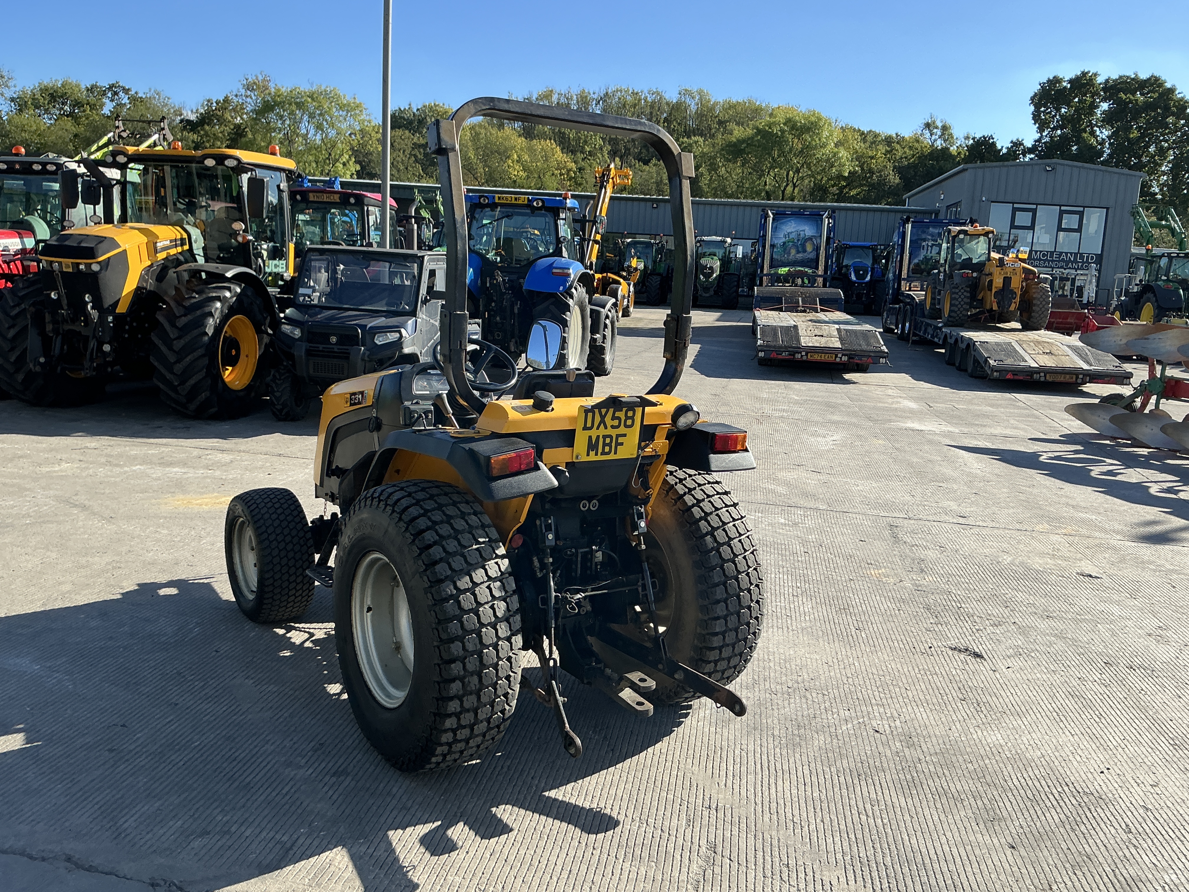 JCB 331 HST Compact Tractor (ST24601) JCB 331 HST Compact Tractor (ST24601)
