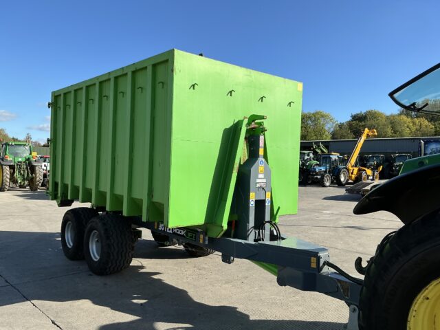 EFM/Botex 12T Hook Lift Trailer