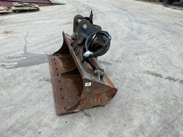 Strickland TDS15 Tilting Grading Bucket (ST24682)