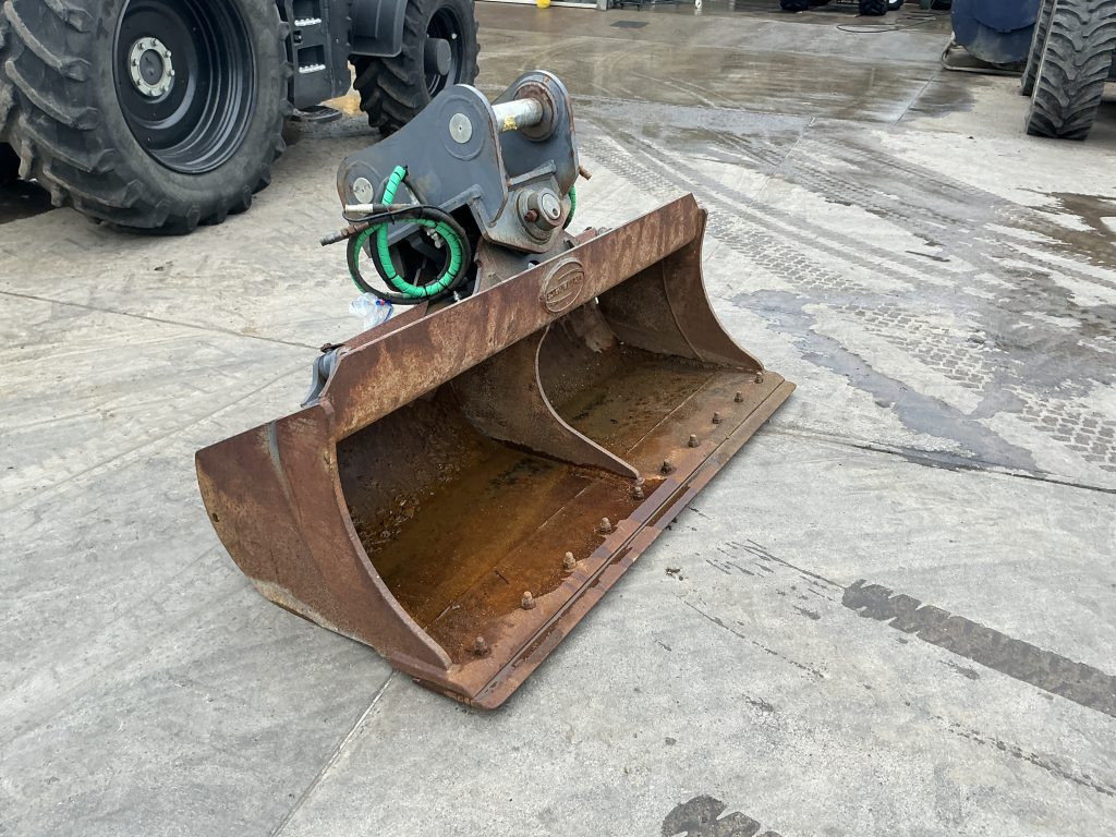 Strickland TDS 22 Tilting Grader Bucket (ST24681)