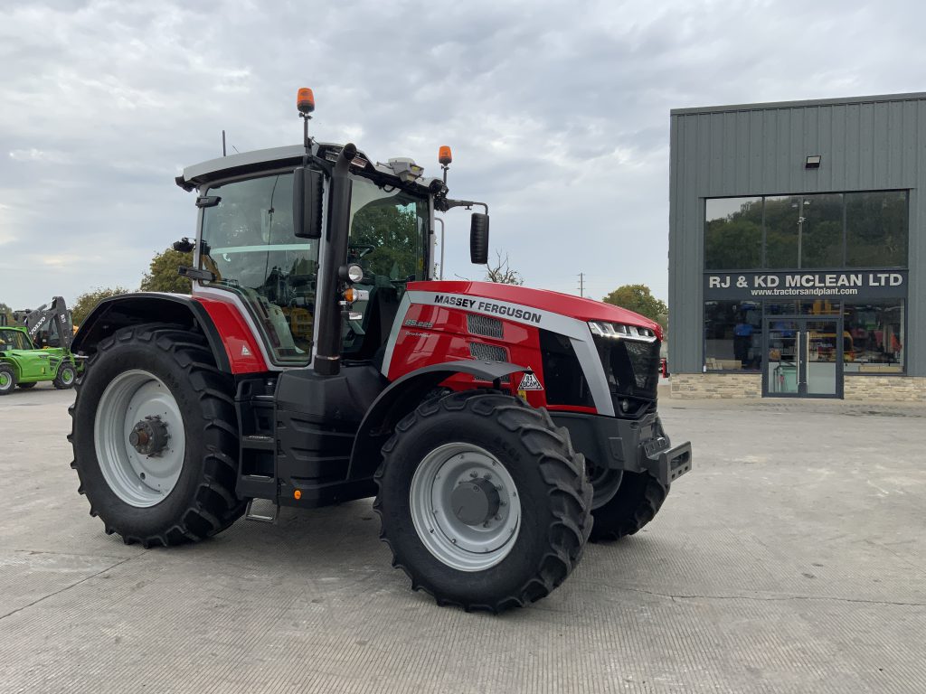 Massey Ferguson 8s.225 Dyna E Power Tractor (ST24558)