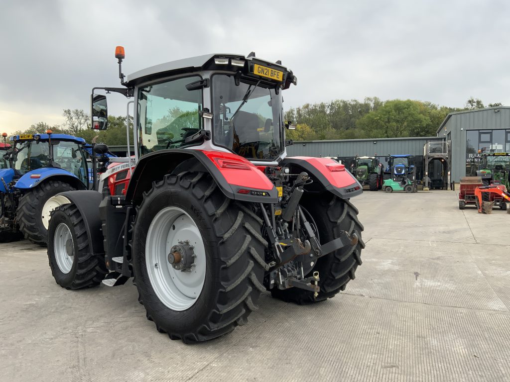Massey Ferguson 8s.225 Dyna E Power Tractor (ST24558)