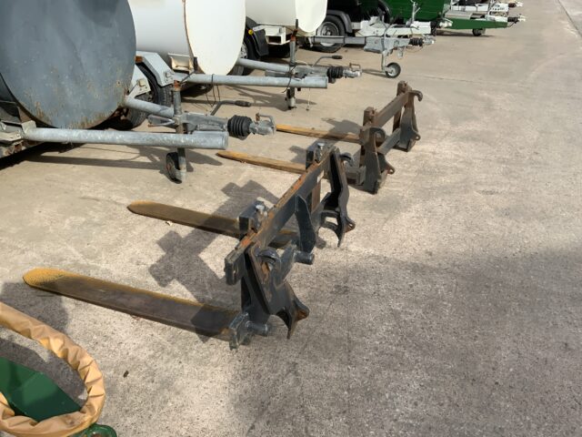Stoll Euro Pallet Forks Choice of 2
