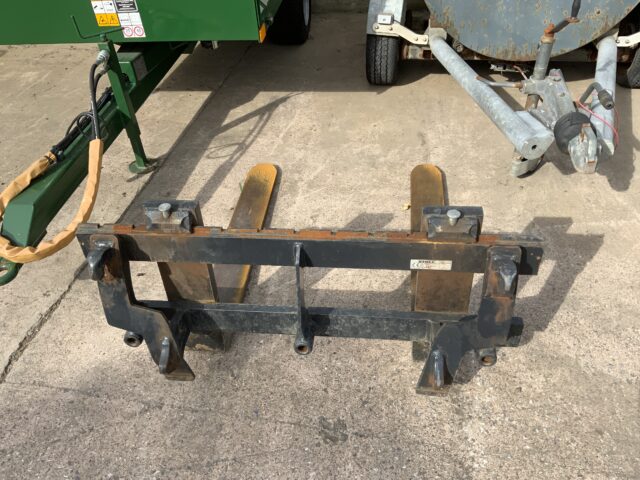 Stoll Euro Pallet Forks Choice of 2