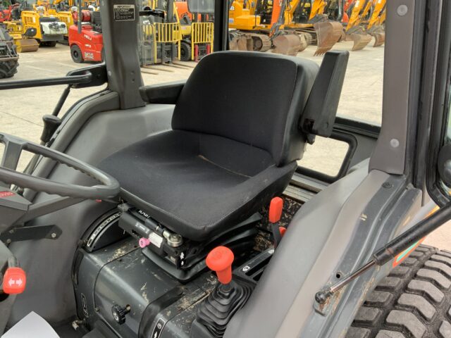 Kubota L4200 Tractor (ST24435)
