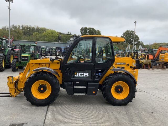 JCB 542-70 Agri Pro Dual Tech VT Telehandler (ST23946)