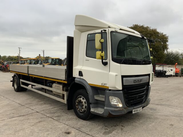 DAF CF220 Lorry (S24820)