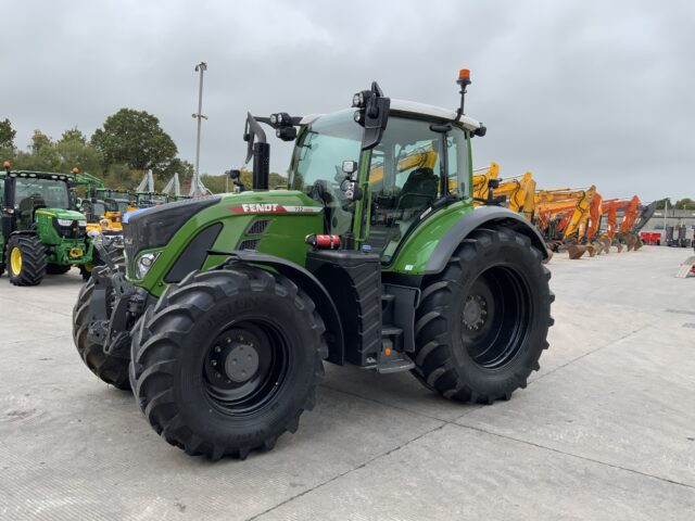 Fendt 722 Profi Plus Tractor (ST24772)