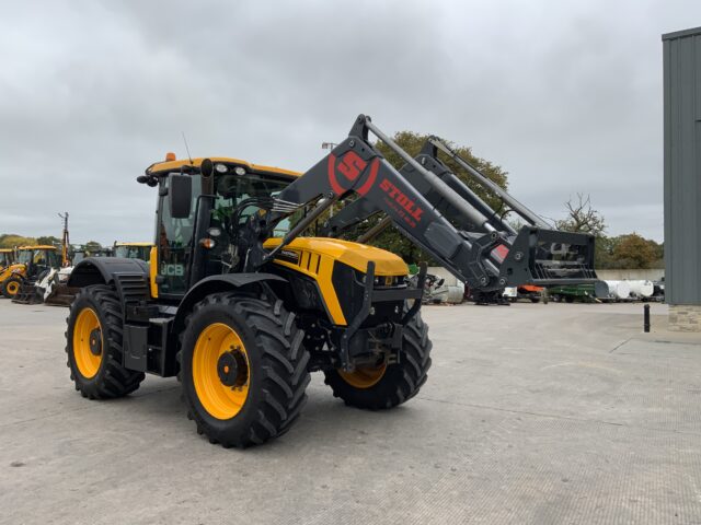 JCB Fastrac 4220 Tractor (ST24631)
