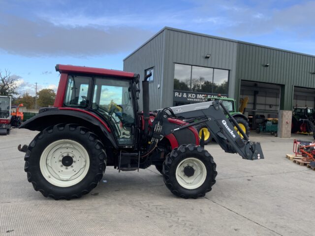 Valtra N92 Tractor (ST24838)