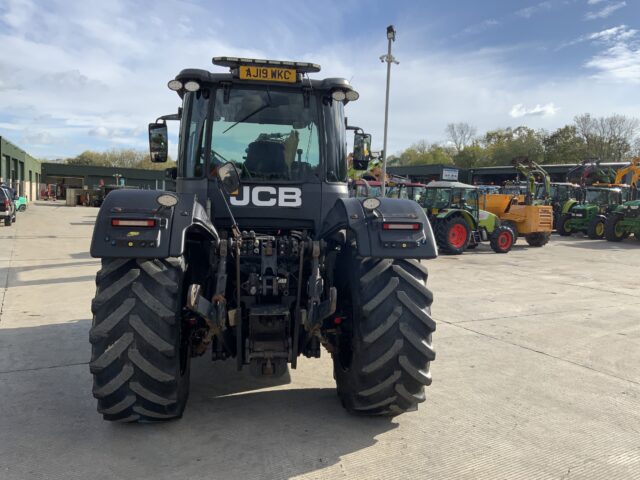 JCB 4220 Fastrac Tractor (ST24887)