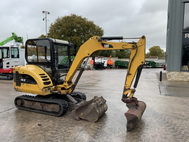 CAT 302.5C Digger (ST24828)