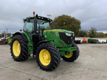 John Deere 6215R Tractor (ST24594)