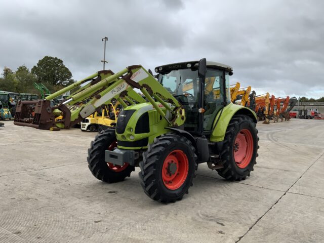 Claas Arion 530 Tractor (ST24310)