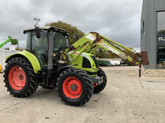 Claas Arion 530 Tractor (ST24310)