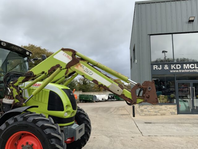 Claas Arion 530 Tractor (ST24310)