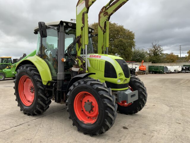 Claas Arion 530 Tractor (ST24310)