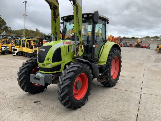 Claas Arion 530 Tractor (ST24310)
