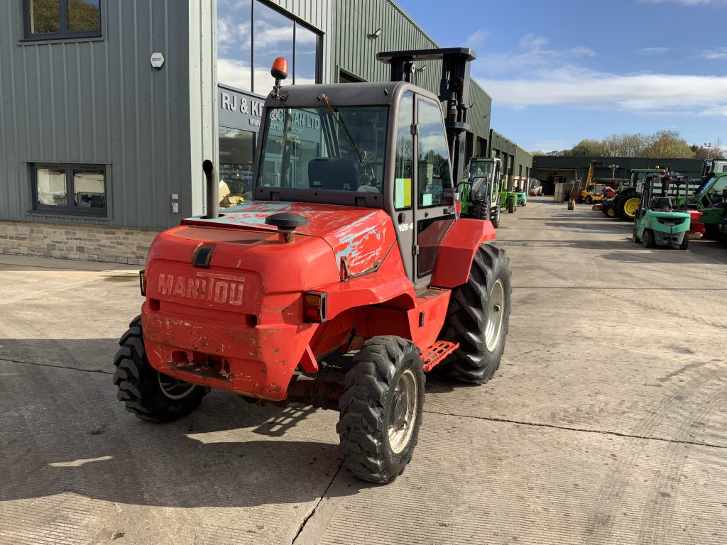 Manitou M26-4 Forklift (ST24900)