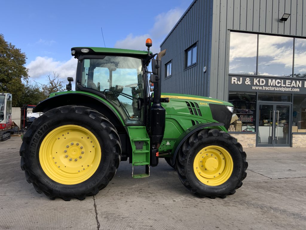 John Deere 6215R Tractor (ST24593)
