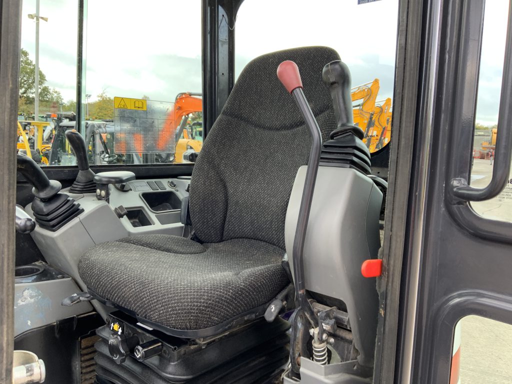 Bobcat E50 Digger (ST24969)