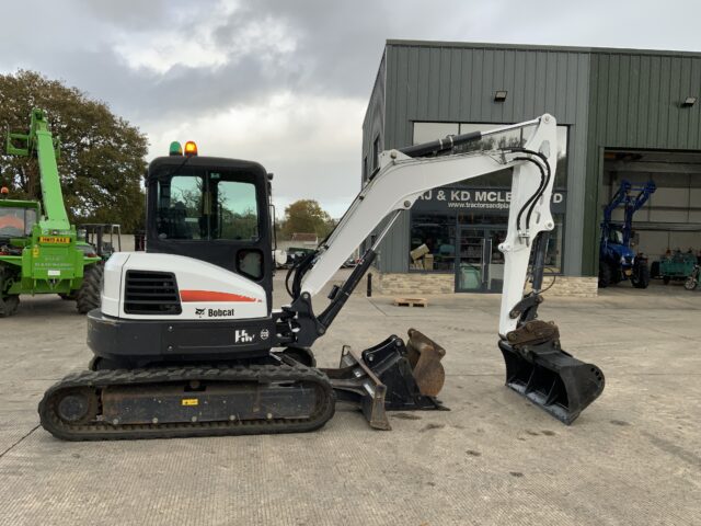 Bobcat E50 Digger