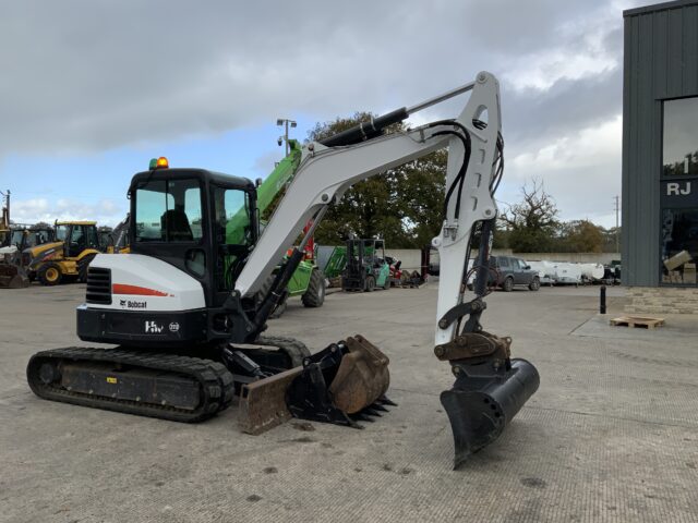 Bobcat E50 Digger