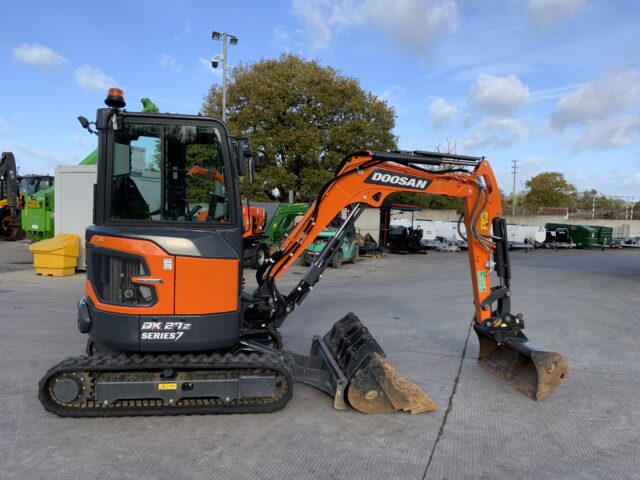 Doosan DX27Z Series 7 Digger (ST24961)