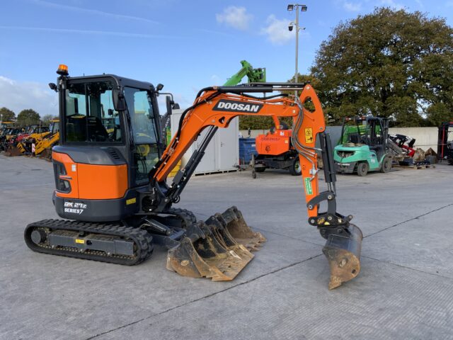 Doosan DX27Z Series 7 Digger (ST24961)
