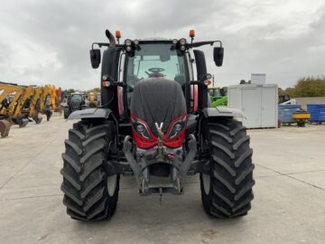 Valtra T254 Versu Tractor (ST24771) Valtra T254 Versu Tractor (ST24771)