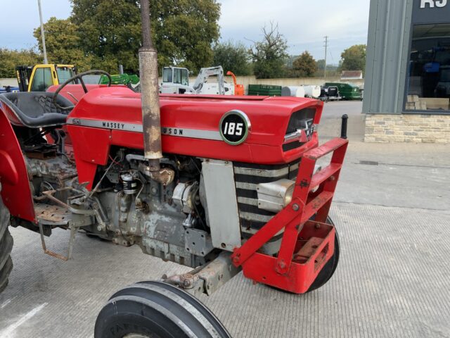 Massey Ferguson 185 Tractor
