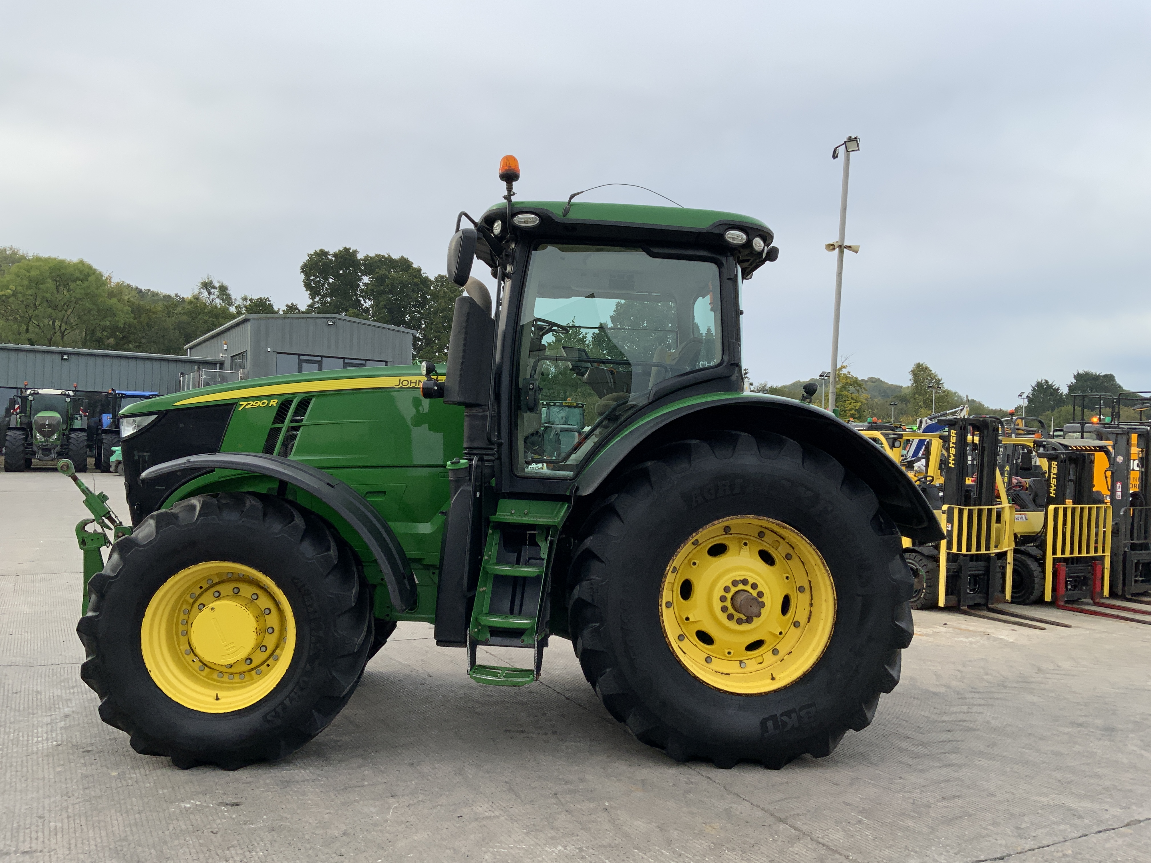 John Deere 7290R Tractor (ST24391)