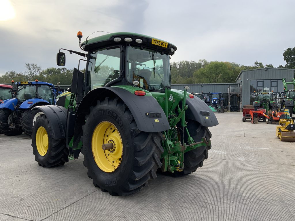 John Deere 7290R Tractor (ST24391)