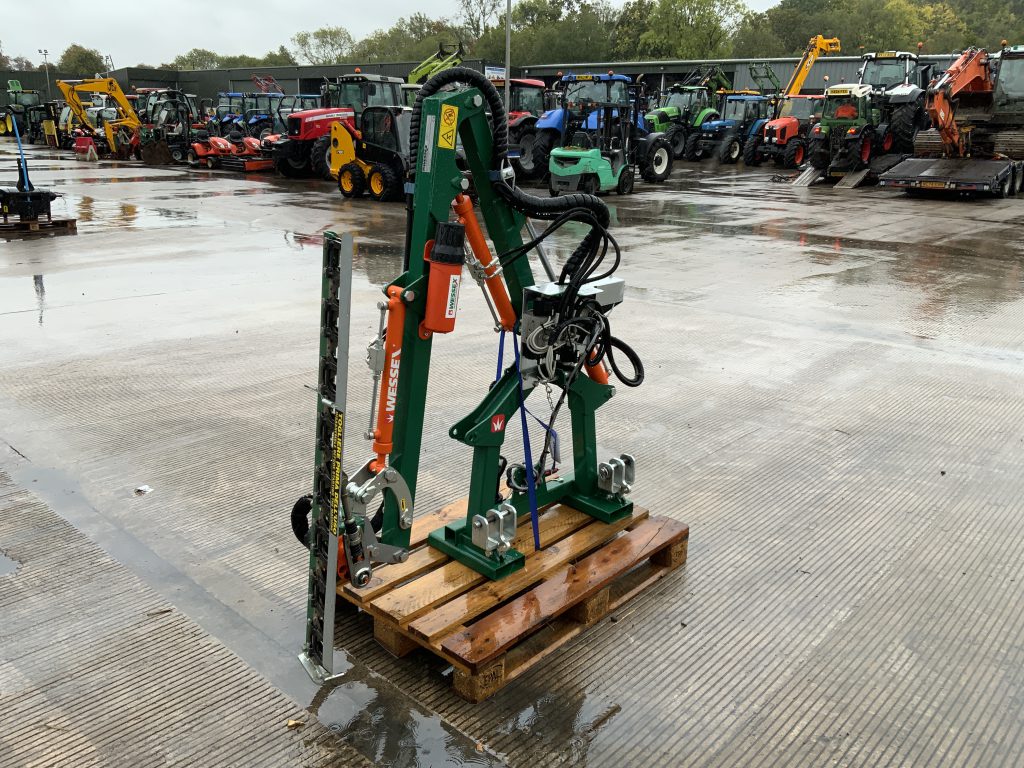 Wessex CHT-120E Trimmer (ST24757)