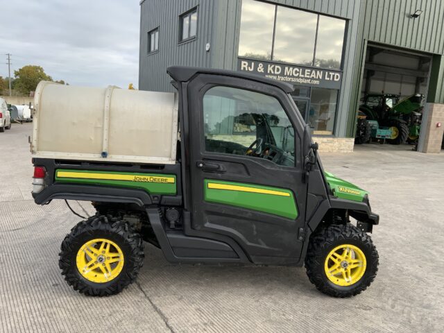 John Deere XUV 865M Gator (ST24574)