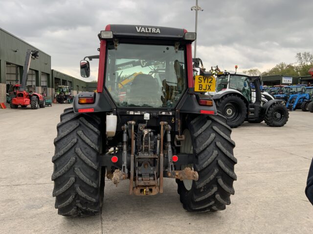 Valtra A93 Tractor (ST24382)