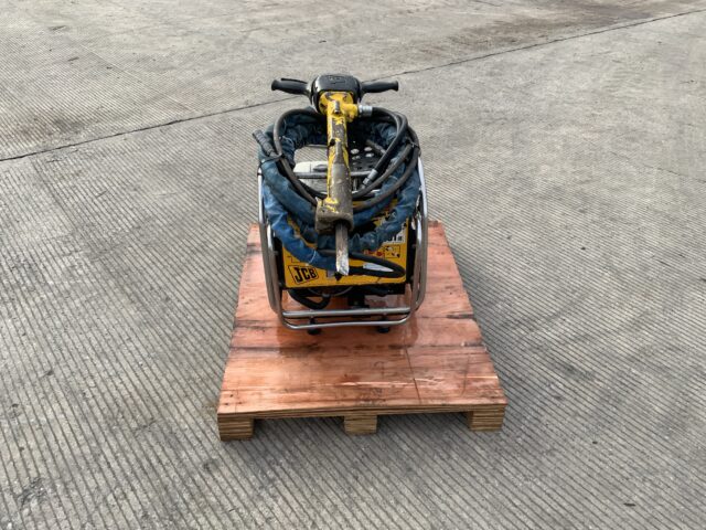 JCB Beaver Pack