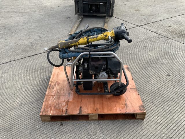 JCB Beaver Pack