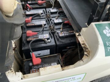 Cushman Shuttle 6 Golf Cart (ST24400)