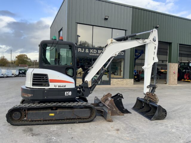 Bobcat E50 Digger (ST24799)