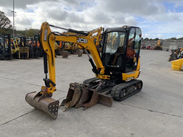 JCB 8026 CTS Digger (ST24930)
