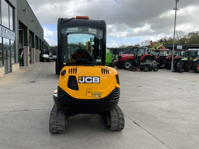 JCB 8026 CTS Digger (ST24930)