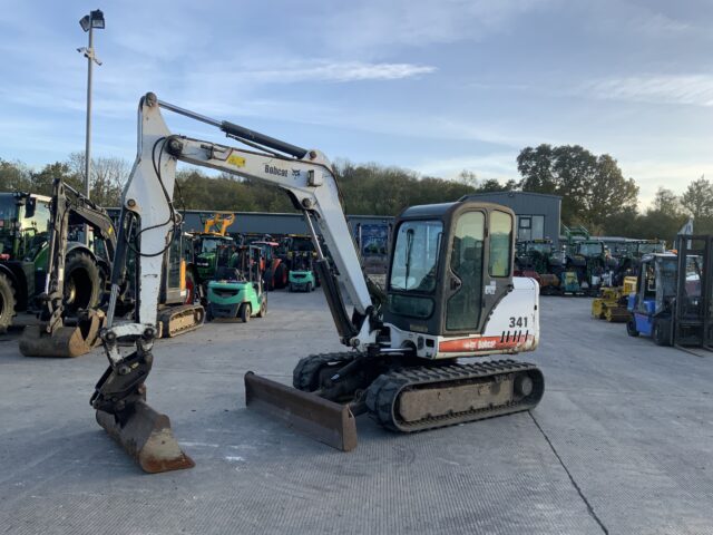 Bobcat 341 Digger (ST24915)
